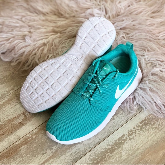 NWT Nike teal Roshe - Picture 4 of 8